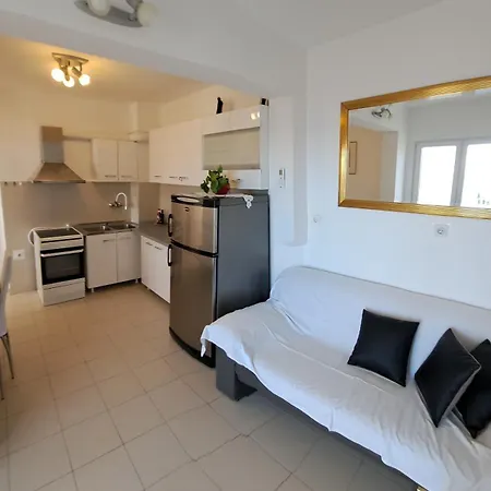 South Side Paradise - Marjan Hill