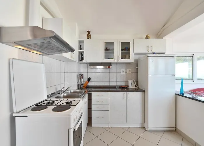 Angie 2 - Marjan Hill 스플리트